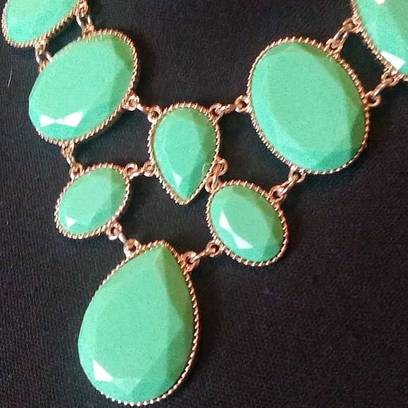 3 for 25 bundle  necklace with earrings set - Picture 2 of 4